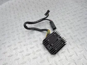 1040046475 Bmw 2015 13-16 F800gt Rectifier Voltage Regulator Charge Control Controller Oem 1040046475 Bmw 2015 13-16 F800gt Rectifier Voltage Regulator Charge Control Controller Oem