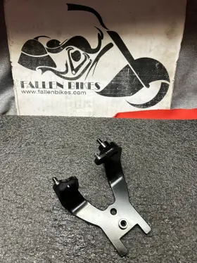 29900147 Harley-davidson Genuine Regulator Rectifier Double Stud Chrg Kit Mount Bracket