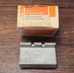 29533-75p Harley Davidson 31608-74p Aermacchi Ss125 Sxt125 Voltage Rectifier 29533-75p Harley Davidson 31608-74p Aermacchi Ss125 Sxt125 Voltage Rectifier