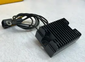 74561-99 Harley-davidson 13495 Genuine 99-03 Dyna Twin Cam Voltage Regulator Rectifier Black Oem 74561-99 Harley-davidson 13495 Genuine 99-03 Dyna Twin Cam Voltage Regulator Rectifier Black Oem