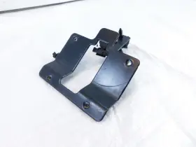 74700035 Harley-davidson Softail Milwaukee M8 Voltage Regulator Rectifier Mount Bracket 74700035 Harley-davidson Softail Milwaukee M8 Voltage Regulator Rectifier Mount Bracket