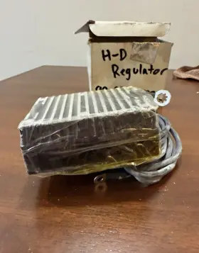 99-h1899 Harley Davidson 1999-03 Dyna Voltage Regulator New
