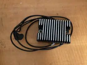 74510-75a Harley-davidson Pph1075 New Regulator Rectifier Assembly Flh P/n