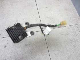 31600-mee-872 Honda 05-06 Cbr600rr Cbr600 Cbr Oem Rectifier Voltage Regulator 31600-mee-872 Honda 05-06 Cbr600rr Cbr600 Cbr Oem Rectifier Voltage Regulator