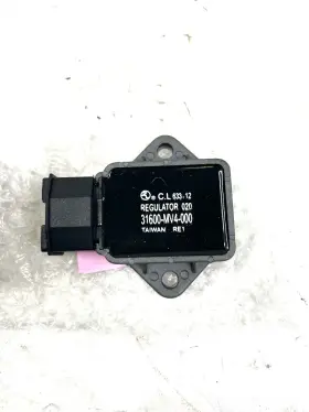 31600-mv4-000 Honda 31600-mv4-000/010 94 Cbr600f2 Oem Voltage Regulator Rectifier 31600-mv4-000 Honda 31600-mv4-000/010 94 Cbr600f2 Oem Voltage Regulator Rectifier