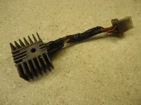 31700-418-003 Honda 1978-1979 Cm185 Twinstar Voltage Rectifier Regulator Oem Cm185t
