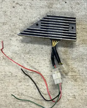 7008271 Honda 1984 Cb650sc Nighthawk Voltage Regulator Rectifier Oem Electrical Part