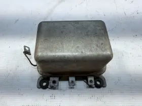 R121-h Illaco / General Motors Nos Vr-75 Voltage Regulator Grd With Box 6v Generator Type Vintage Usa