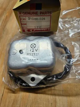 Kawasaki 21066-025 Newoem Voltage Regulator Fits 76 900ltd Kz900 Police 900 More