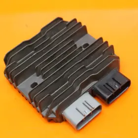 21066-0730 Kawasaki 21066-0716 2013-2017 Ninja Zx6r Oem Rectifier Voltage Regulator