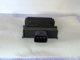 21066-07501 Kawasaki Ninja 650r Ex650 Voltage Regulator Rectifier Oem # 5h868aa