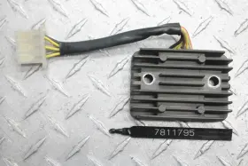 7811795 Kawasaki 1990 Ninja 500 Ex500a Rectifier Voltage Regulator 7811795 Kawasaki 1990 Ninja 500 Ex500a Rectifier Voltage Regulator