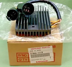 Apc10236101ps Kawasaki Ninja Zx9r Zx900f Rectifier 21066-1119 Esp2472