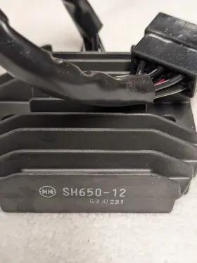 Rr113a1012 Kawasaki Original Oe 1995-06 Vn800 Vulcan Drifter 98-99 Zx600 Voltage Regulator Nos Oem