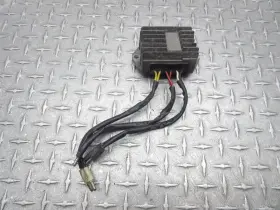 343637 Moto Guzzi 1999 98-01 Ev V11 Oem Voltage Regulator Rectifier Assembly