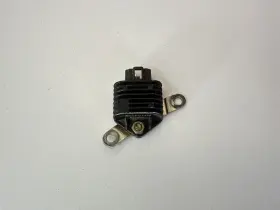 32500-14d00 Suzuki Used Oem 90-96 Dr350 Dr 350 Voltage Regulator Rectifier