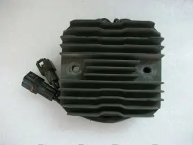32800-15820-rx0 Suzuki Nice Oem Gsxr1300r Hayabusa Voltage Rectifier 32800-15820-rx0 Suzuki Nice Oem Gsxr1300r Hayabusa Voltage Rectifier