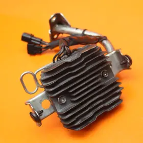 32800-15h11 Suzuki 32800-15h10 2008-2012 Busa Gsxr1300r Oem Rectifier Voltage Regulator
