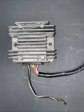 32800-45210 Suzuki Gs 450 750 850 1000 1100 Regulator Rectifier #2