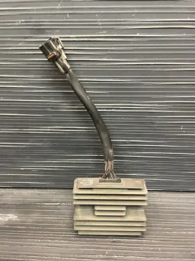 43665-865 Suzuki 2012 Gsxr1000 Regulator Rectifier Oem #21623 43665-865 Suzuki 2012 Gsxr1000 Regulator Rectifier Oem #21623