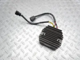 1304045 Triumph 2006 05-07 Speed Triple 1050 Rectifier Voltage Regulator Charge Control