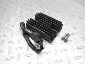T1300890 Triumph 2014 09-15 Thruxton 900 Oem Voltage Regulator Rectifier Assembly #2 T1300890 Triumph 2014 09-15 Thruxton 900 Oem Voltage Regulator Rectifier Assembly #2