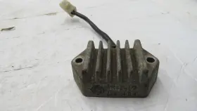 2g7-81910-50-00 Yamaha 1975 Xs500 Oem Voltage Regulator