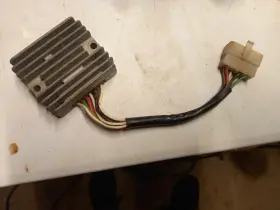 4h7-50 Yamaha Voltage Regulator Rectifier 2.c2