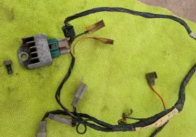 5hn-82590-00 Yamaha 2000 Ttr90 Oem Rectifier Voltage Regulator Box Wire Harness
