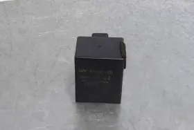 5vk-81950-43-00 Yamaha 06-07 R6 Yzfr6v R6r Main Relay 5vk-81950-43-00 Yamaha 06-07 R6 Yzfr6v R6r Main Relay