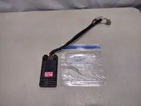 1124.5-113 Yamaha Sh545 1984 Venture Xvz1200 Voltage Regulator #1124.5-113 1124.5-113 Yamaha Sh545 1984 Venture Xvz1200 Voltage Regulator #1124.5-113