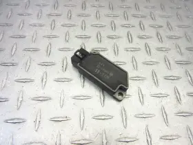 Sh569-12 Yamaha 1990 88-90 Fzr600r Fzr600 Regulator Rectifier Voltage Works #3 Sh569-12 Yamaha 1990 88-90 Fzr600r Fzr600 Regulator Rectifier Voltage Works #3