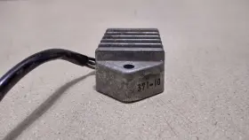 Tr1z-17 Yamaha 1973 Tx500 Voltage Regulator #724.4-9 #3 Tr1z-17 Yamaha 1973 Tx500 Voltage Regulator #724.4-9 #3